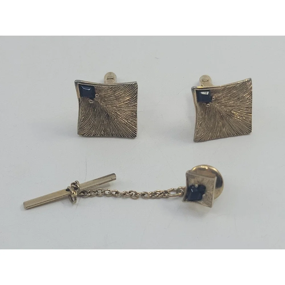 Vintage Swank Gold Tone And Onyx Cufflink Set With Tie Tack‎